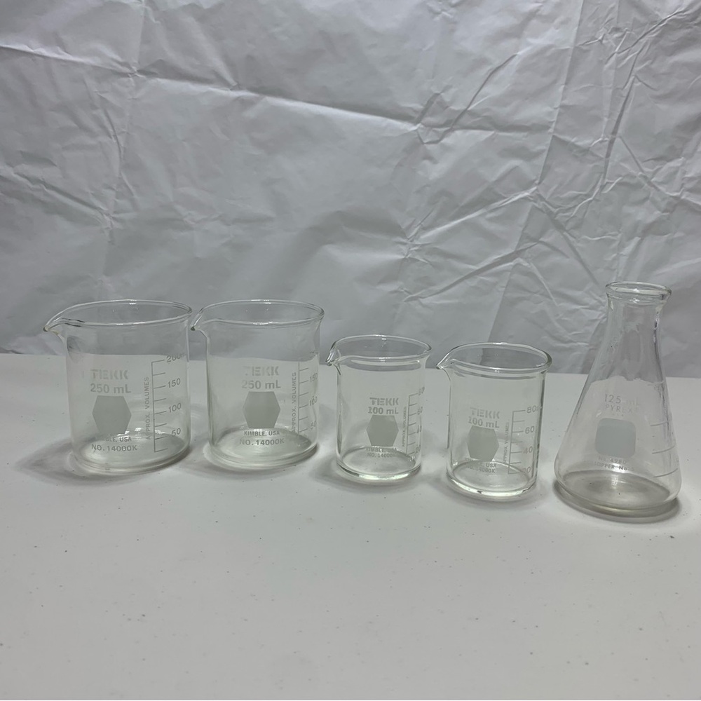 Set of TEKK Clear Glass Beakers250ml/100ml and Pyrex 125ml Flask